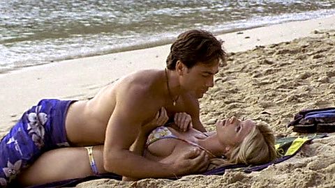 Pic: Brande Roderick in Baywatch: Hawaiian Wedding (2003)