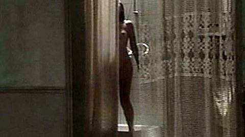 Pic: Sophie Broustal in L'immeuble (1993)