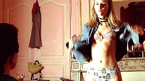Pic: Natacha Régnier in Criminal Lovers (1999)