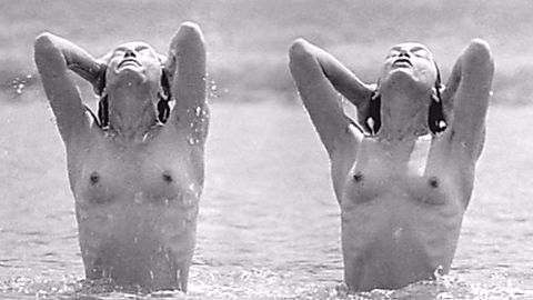 Pic: Anne Brochet in Dust (2001)