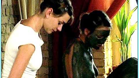Pic: Laura Tonke in Im Schwitzkasten (2005)