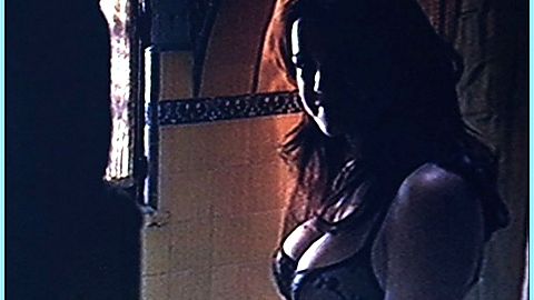 Pic: Natalia Cigliuti in Reality Kills (2002)