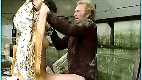 Pic: Béatrice Camurat in Un chien dans un jeu de quilles (1983)