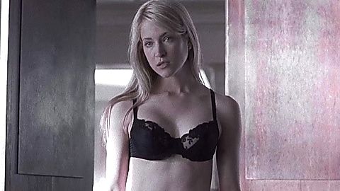 Pic: Lori Heuring in True Blue (2001)
