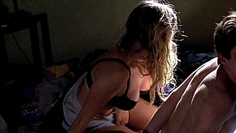 Pic: Estella Warren in Tangled (2001)
