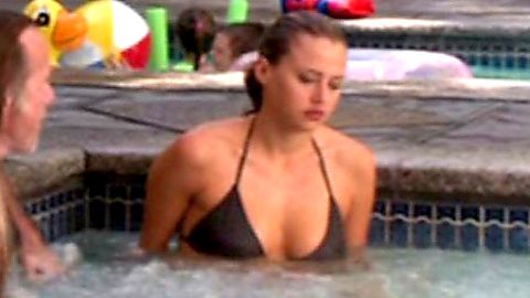 Pic: Estella Warren in Her Minor Thing (2005)