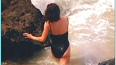 Pic: Demetra Hampton in National Lampoon's Last Resort (1994)