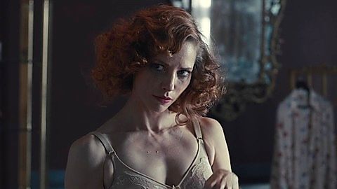 Pic: Sienna Guillory in High-Rise (2015)