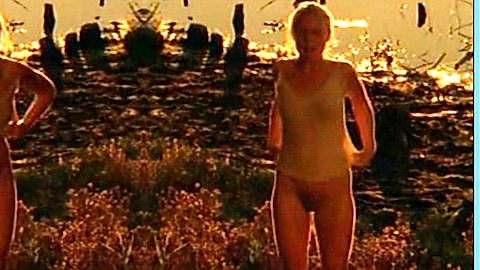 Pic: Karoline Eichhorn in Gegen Ende der Nacht (1998)
