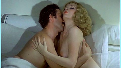 Pic: María Baxa in Spogliamoci così senza pudor (1976)