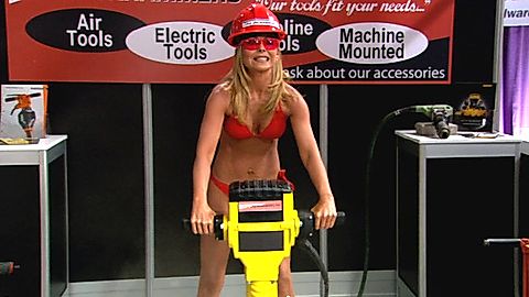 Pic: Kelly Ripa in Hope & Faith (2003)