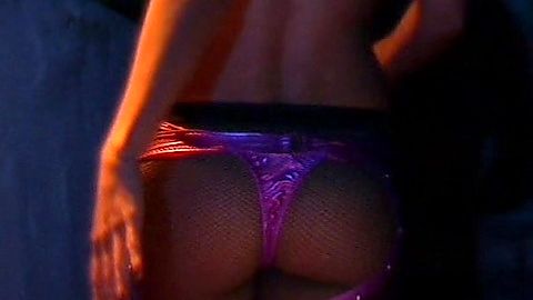 Pic: Emmanuelle Chriqui in Women in Trouble (2009)
