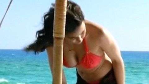 Pic: Emmanuelle Chriqui in Murder in the First