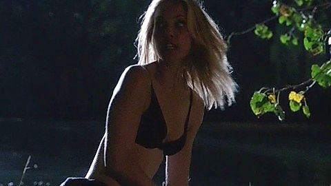 Pic: Leslie Bibb in About A Boy