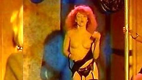 Pic: Maria Ford in Le déclic (1985)