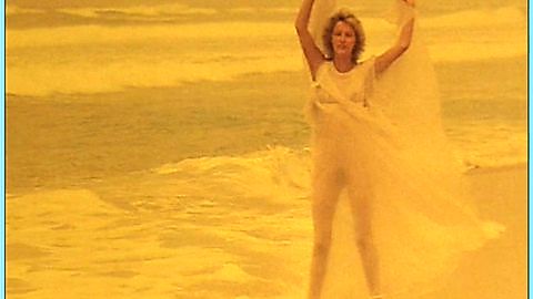Pic: Gabrielle Lazure in La belle captive (1983)