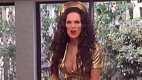 Pic: Julie Strain in The Independent (2000)