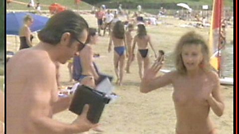Pic: Caroline Cellier in Vent de panique (1987)