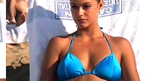 Pic: Susan Anbeh in French Kiss (1995)
