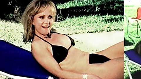 Pic: Linnea Quigley in Mari-Cookie and the Killer Tarantula (1998)