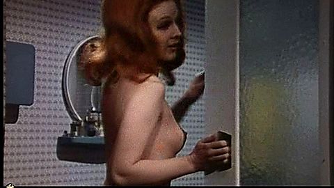 Pic: Elisabeth Volkmann in Zieh dich aus, Puppe (1968)