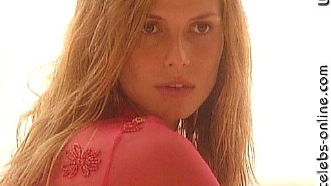 Pic: Heidi Klum in Sports Illustrated: Swimsuit 2000 (2000)