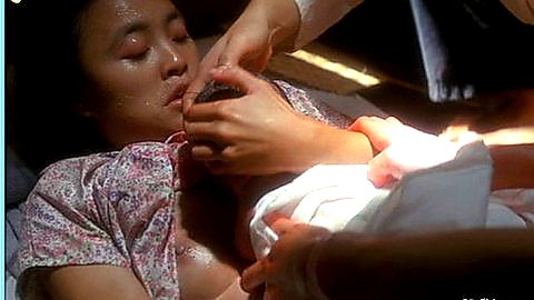 Pic: Hiep Thi Le in Heaven & Earth (1993)