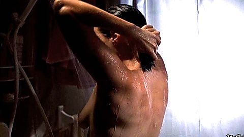 Pic: Sara Mornell in Python (2000)