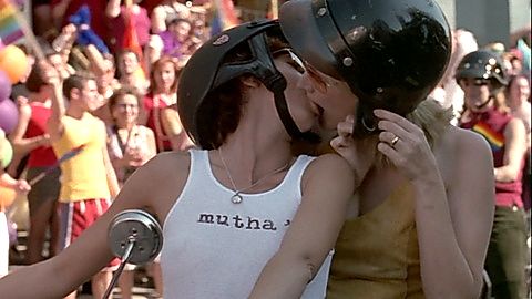 Pic: Thea Gill in Queer As Folk (2000)