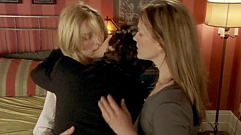 Pic: Thea Gill in Queer As Folk (2000)