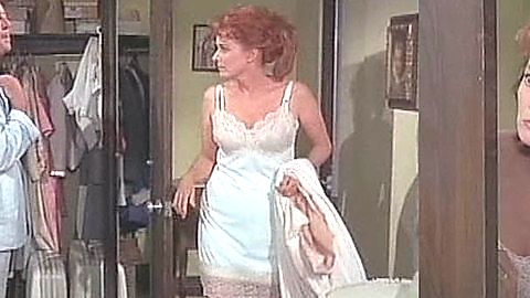 Pic: Maureen O'Hara in How Do I Love Thee? (1970)