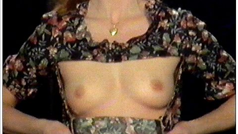 Pic: Lucretia Love in Signore e signori, buonanotte (1976)