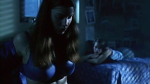 Pic: Jessica Paré in Lost and Delirious (2001)