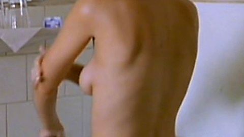 Pic: Marion Cotillard in A Woman in Danger (2001)