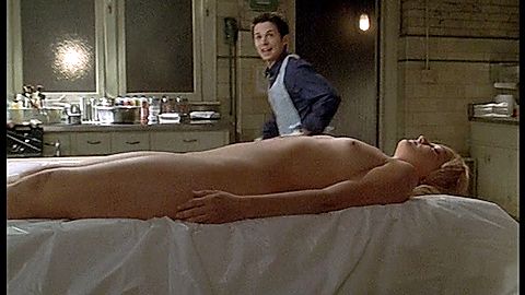 Pic: Alexandra Holden in Six Feet Under (2001)