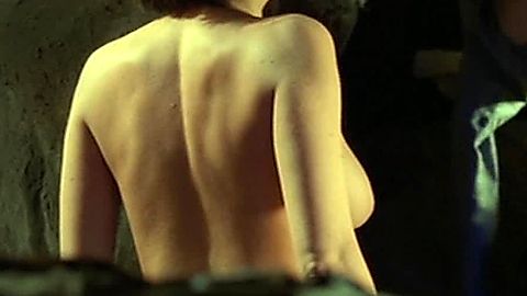 Pic: Barbora Kodetová in Dune (2000)