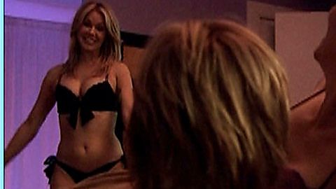 Pic: Andrea Roth in Rescue Me (2004)