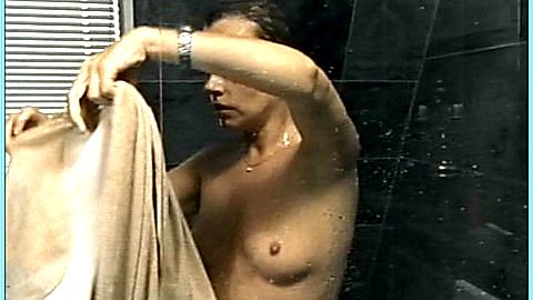 Pic: Jennifer Nitsch in Im Namen des Herrn (2003)
