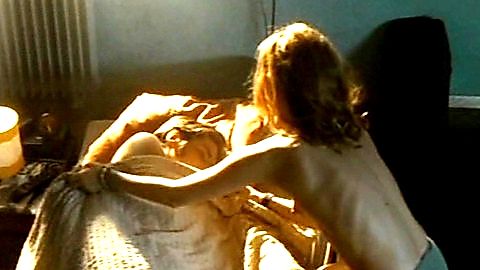 Pic: Chiara Schoras in Honolulu (2001)