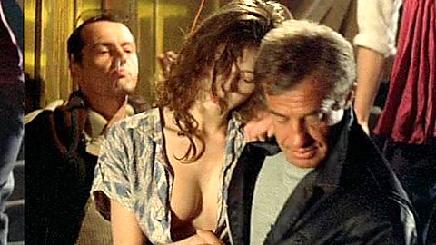 Pic: Laetitia Gabrielli in Le marginal (1983)