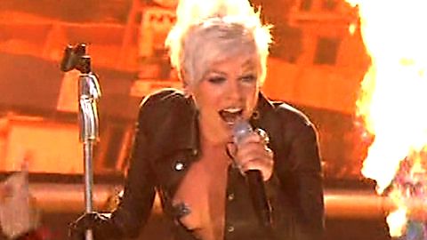 Pic: Pink  in MTV Video Music Awards (1984)