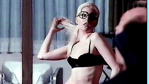 Pic: Bárbara Rey in Onofre (1974)