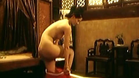 Pic: Yvonne Yung Hung in Sex and the Emperor (1994)