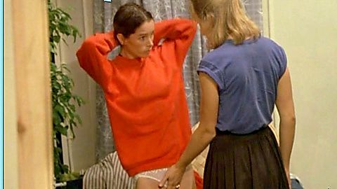 Pic: Geraldine Chaplin in Le voyage en douce (1980)