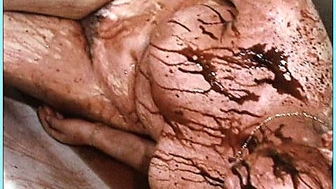 Pic: Jessica Moore in Non aver paura della zia Marta (1989)
