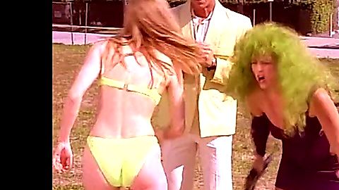 Pic: Elizabeth Kaitan in Vice Academy 4 (1995)