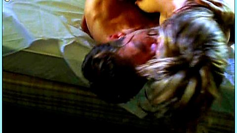 Pic: Sandra Leonhard in Die Nacht, in der ganz ehrlich überhaupt niemand Sex hatte (2002)