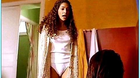 Pic: Simona Cavallari in Amiche davvero!! (1998)