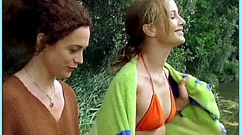 Pic: Lara-Joy Körner in Das Geheimnis des Rosengartens (2000)