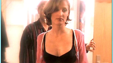 Pic: Alexandra Maria Lara in Was nicht passt, wird passend gemacht (2002)